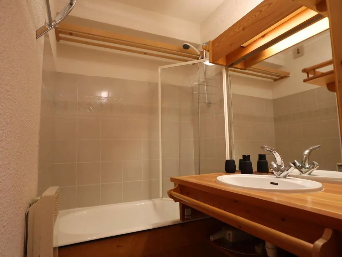 Appartement Lumineux 2* 33M² Avec Balcon, Pour 6 Personnes A Areches-Beaufort - Fr-1-342-235
